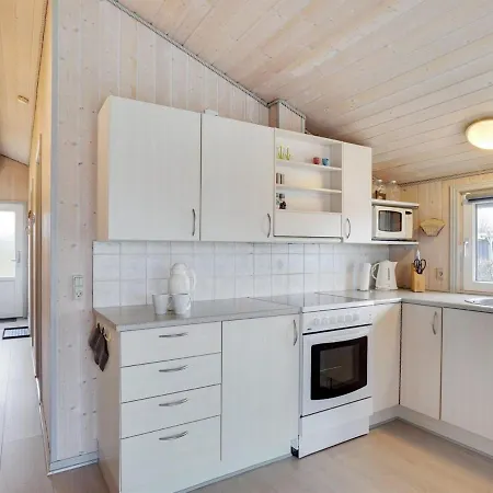 Robertha - 800m To The Fjord By Interhome Casa de Férias