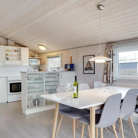 Robertha - 800m To The Fjord By Interhome Casa de Férias