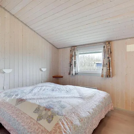 Robertha - 800m To The Fjord By Interhome *