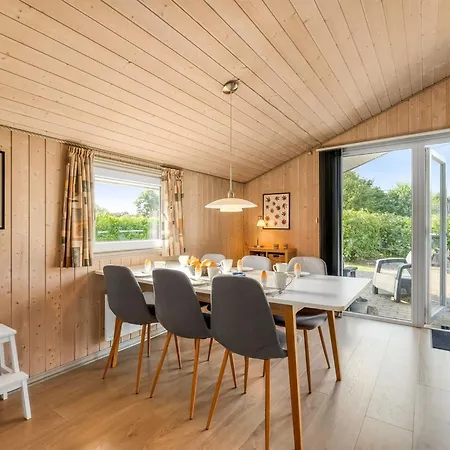 Robertha - 800m To The Fjord By Interhome Hemmet